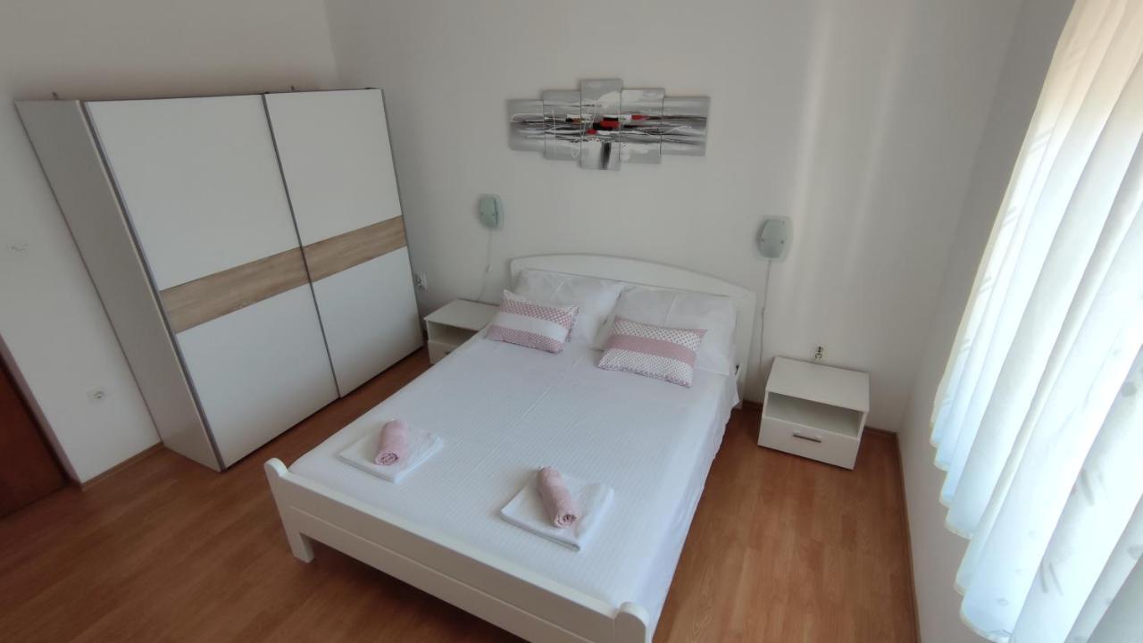 Apartment "Andrea" Split Buitenkant foto