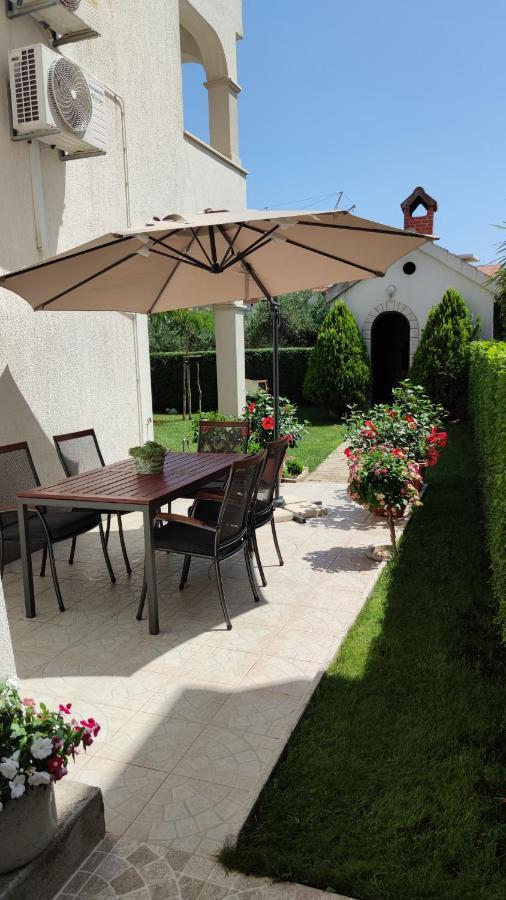 Apartment "Andrea" Split Buitenkant foto