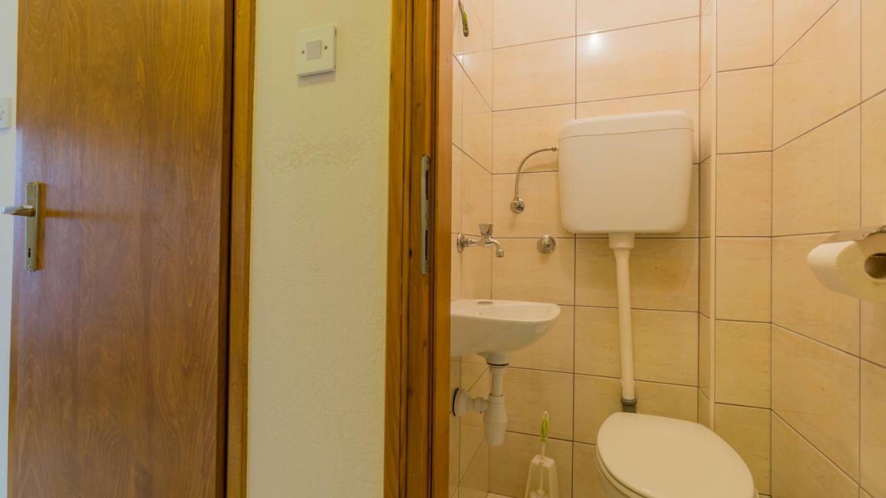 Apartment "Andrea" Split Buitenkant foto