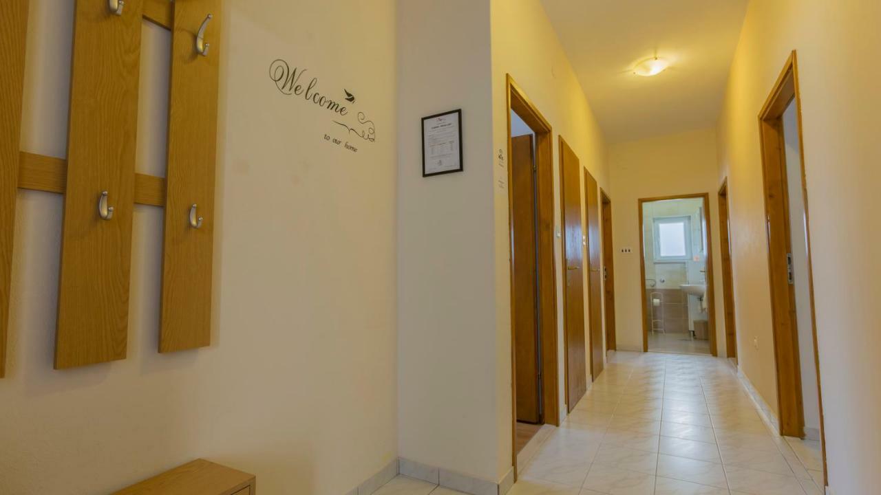 Apartment "Andrea" Split Buitenkant foto